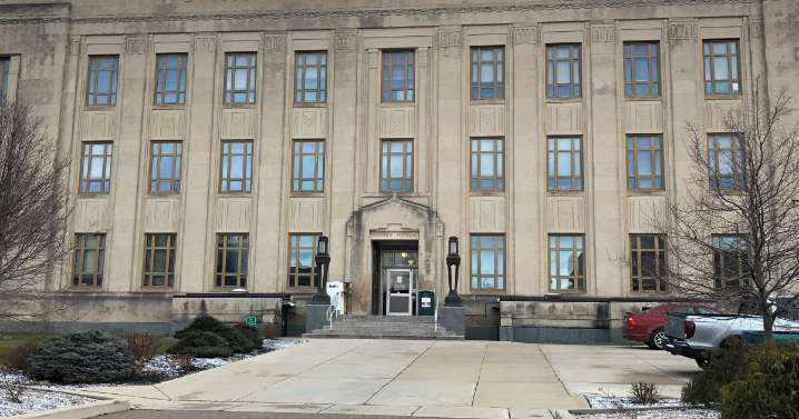 Howard County judge permanently banned from judicial service