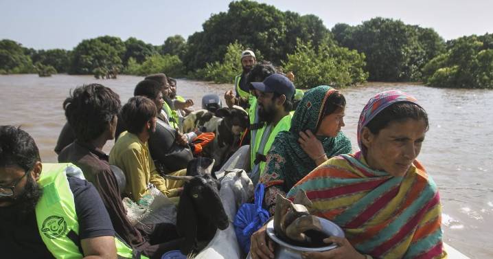 Pakistan flooding: 100,000 out of homes due to evacuations