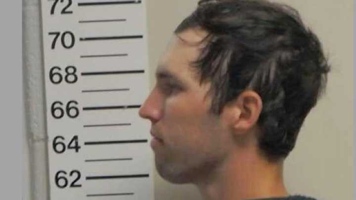Así entregó su padre, un expolicía de Utah, al presunto asesino de Charlie Kirk