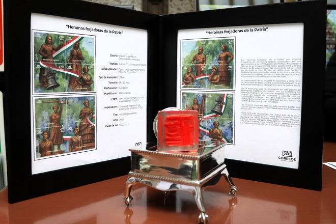 Presentan timbre postal que honra a heroínas mexicanas 