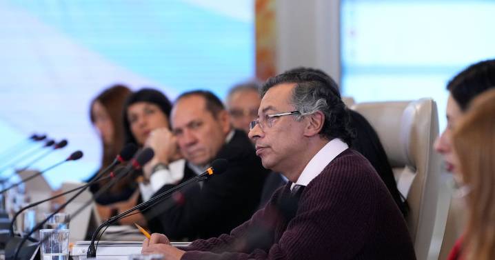 Petro plantea reformar TLC con Estados Unidos y romper tratado comercial con Israel
