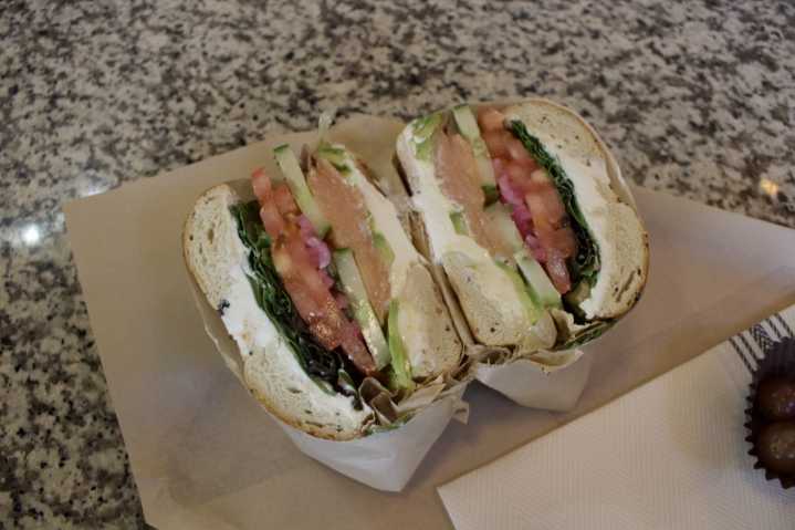 Grutogi Bistro serves breakfast, lunch, drinks in ...