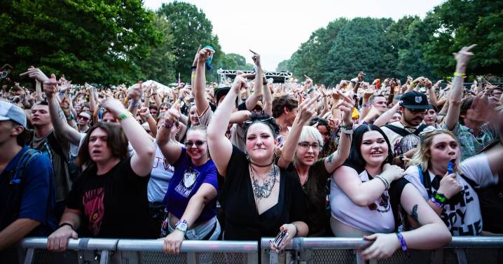 Photos: Lenny Kravitz, Deftones perform: 7 highlights from Shaky Knees Day 1