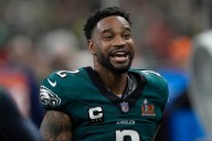 Ex-Eagle Darius Slay 'might shed a tear' during Super Bowl banner ceremony