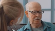 Pueden detectar Alzheimer a tiempo; hay en el mercado venta de pruebas
