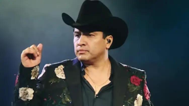 Detienen a padre de Julion Álvarez con arsenal en operativo en Campeche