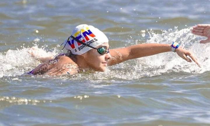 Carabobeña Andrea Bordones viajará a Brasil a representar Venezuela en aguas abiertas