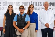 Entregan en Quintana Roo 725 cámaras corporales a la policía de Benito Juárez
