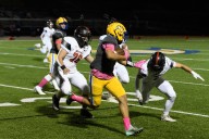 Late fourth-down stop leads Chicopee Comp football past Hopkinton