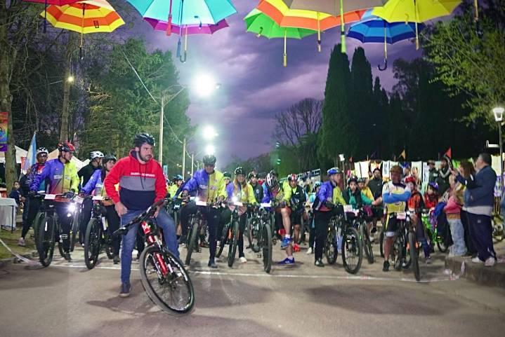 25 de Mayo vive el tercer Encuentro de Cicloturismo