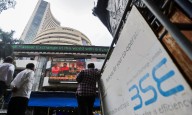 Stock markets fall in early trade on relentless foreign fund outflows, H