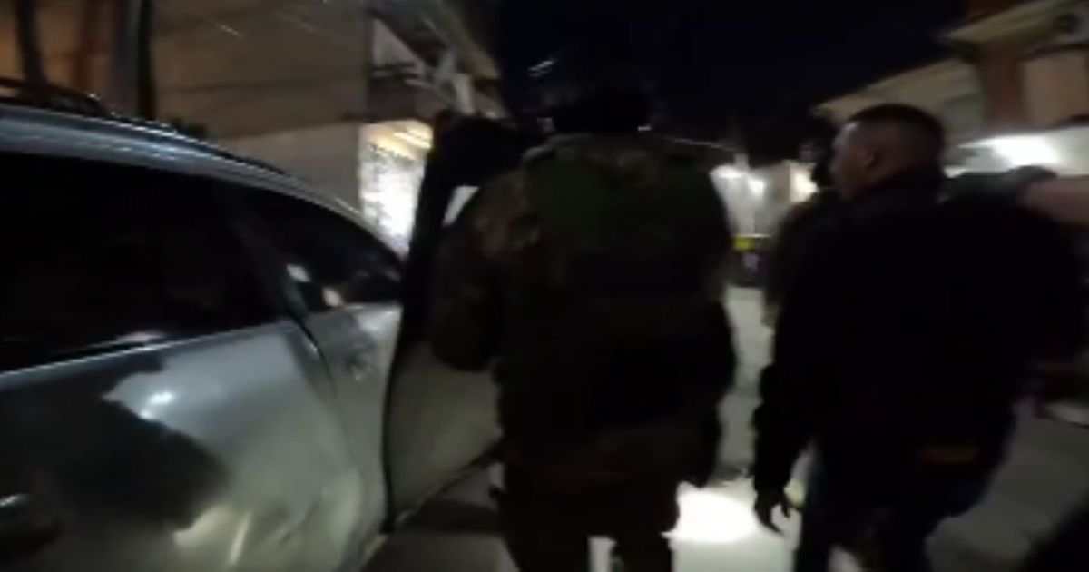 Video | Triple femicidio en Florencio Varela: así allanaron el búnker de «Pequeño Jota» y buscan a su mano derecha