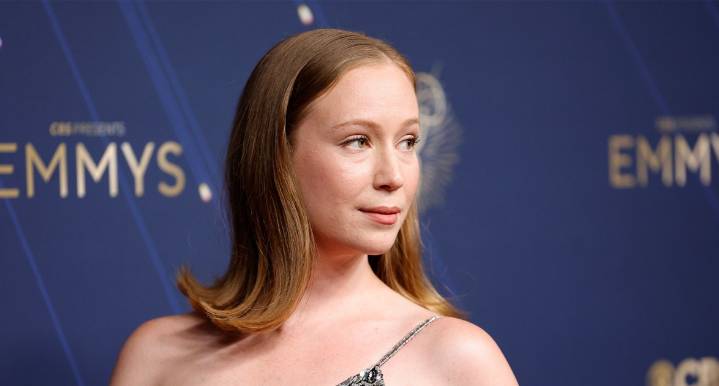 The Biggest Emmys Beauty Trend...Hair Perfumes?!