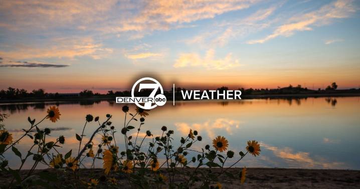 Warm, with a few storms for the Denver metro area Thursday morning