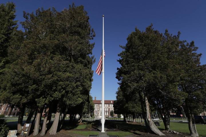 Helicopter crashes near Joint Base Lewis-McChord, no word on those aboard – Winnipeg Free Press
