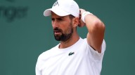 Djokovic, "el traidor", se muda a Atenas