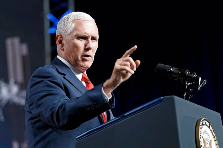 Mike Pence se une a la Universidad George Mason como profesor