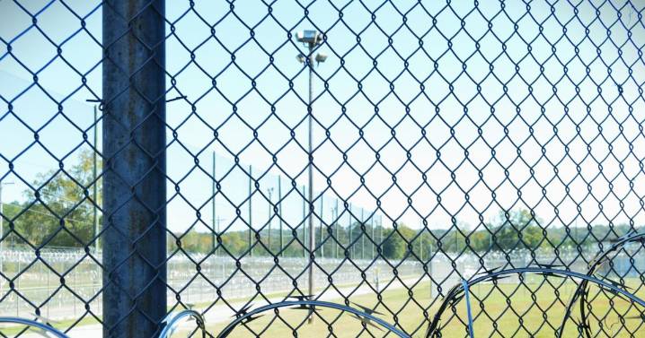 Cellphone jamming tech could be coming to SC prisons