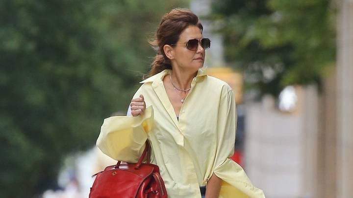 Katie Holmes Brings Summer’s Favorite Colors With Her Into Fall