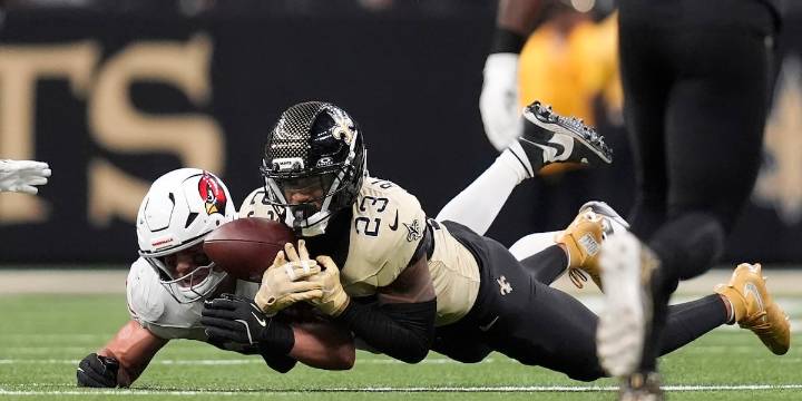Saints safety Julian Blackmon has a shoulder injury that could end his season