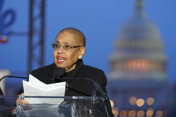 'No job can last forever': Dem urged to step aside​ in impassioned plea from 'dear friend'
