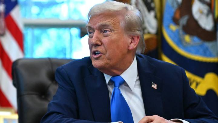 Trump firma la orden ejecutiva que designa a Antifa como una "organización terrorista doméstica"