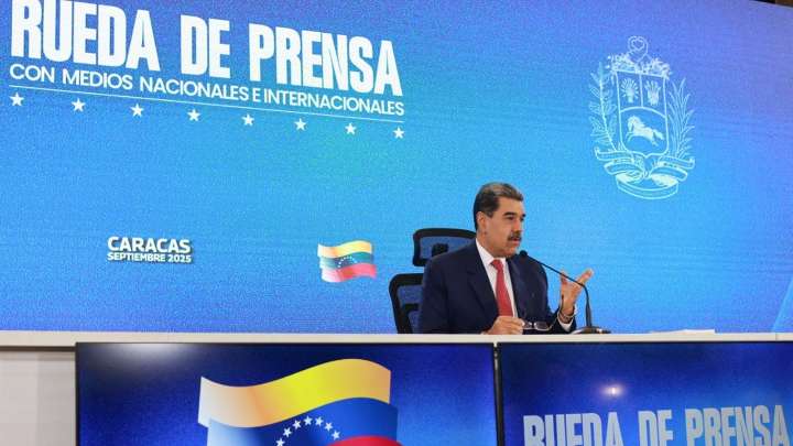 Maduro declara "deshechas" las comunicaciones con EE.UU. y califica de "extravagante" la revisión del barco pesquero venezolano