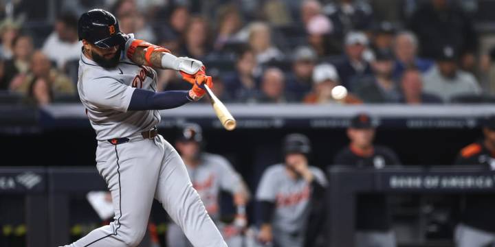 Jack Flaherty, Gleyber Torres lead Tigers to rout over Yankees