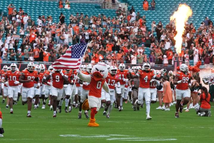Hurricanes stick in top 5; Gators fall from AP poll