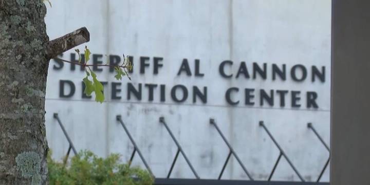 Charleston County inmates: Ex-jail doc traded meds to keep sexual assaults quiet