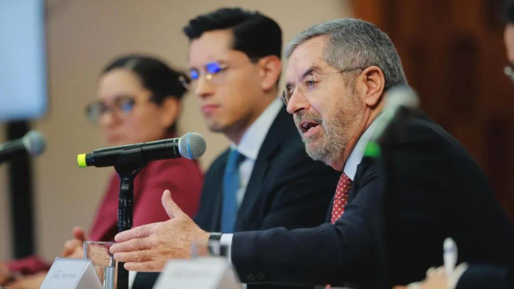 Cancillería activa protección de mexicanos en EU por Fiestas Patrias