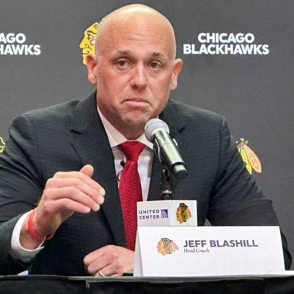Jeff Blashill opens Blackhawks stint with tone