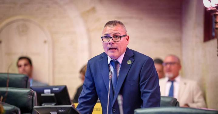 Presidente de la Cámara radica querella ética contra legislador Emilio Carlo Acosta
