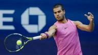 Carlos Alcaraz hunde a Djokovic en tres sets y se planta en la final del US Open