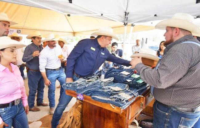 Celebran Expo Agroindustrial y ganadera