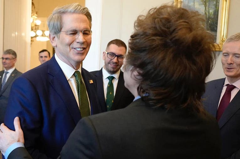 EEUU anunció un fuerte apoyo a la Argentina: U$S 20.000 millones vía swap para garantizar la “estabilización cambiaria”