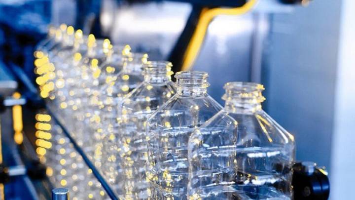 Industria del plástico urge por alivios fiscales