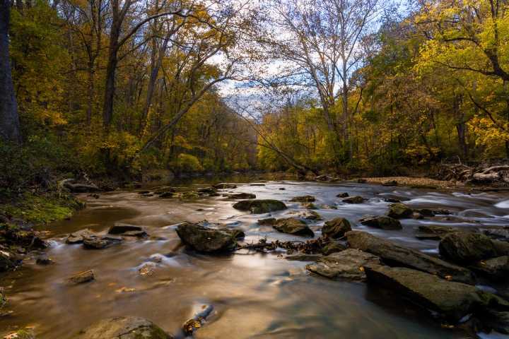 Hombre de 30 años murió ahogado en el río Delaware al intentar cruzarlo nadando