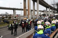 Las 8 víctimas de la explosión de una pipa en Iztapalapa: Madres, hijos, trabajadores