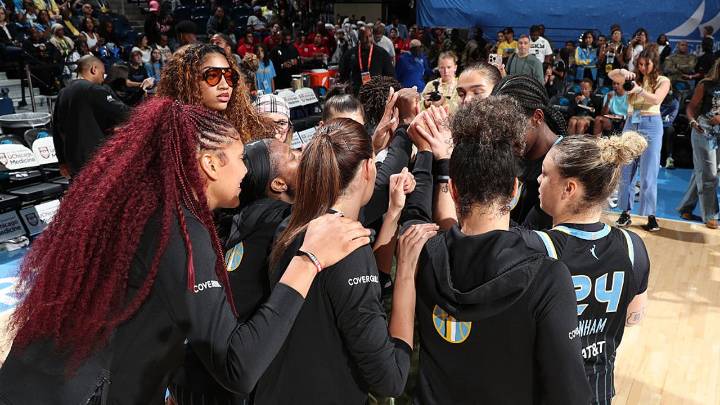 Behind the game off the court the Chicago Sky lost publicly during their season finale