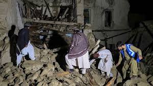 Los talibanes confirman la muerte de más de 1.400 personas por los terremotos de Afganistán y piden ayuda internacional