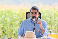 Maduro pone su fe en campesinos para "tomar las armas" y defender a Venezuela