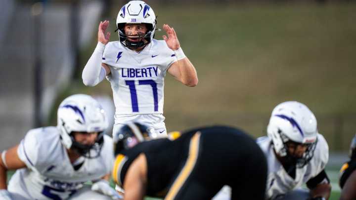Iowa City Liberty QB Reece Rettig talks rivalry game against IC West