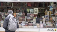 Vuelve la Feria del Libro Antiguo a Salamanca: dos semanas de tesoros literarios en la Plaza Mayor