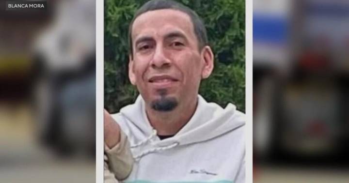 ICE agent shoots, kills man in Franklin Park, Illinois, after suspect tries to drive into agents, DHS says
