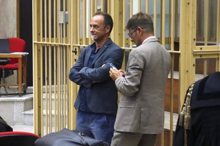 El juicio contra la ex pareja de Juana Rivas en Italia por supuesto maltrato a sus hijos se aplaza al 23 de octubre por una cuestión procesal