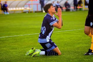 Alvarado busca un “milagro” en Madryn: formaciones, hora y TV