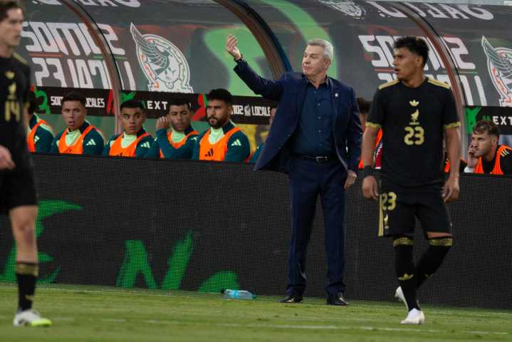Javier Aguirre espera que México supere "limitaciones mentales" y sea más arriesgado