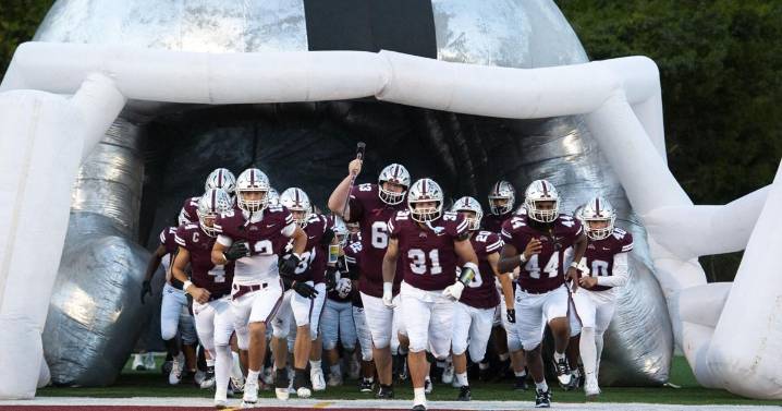 Photos: 2025 high school football in the Kanawha Metro region, Week 4