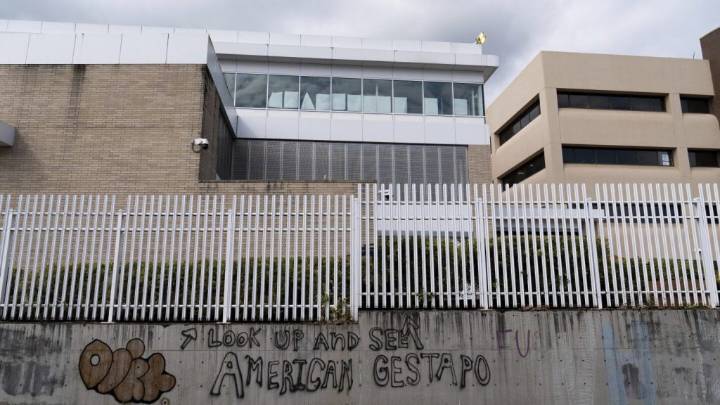 Portland to issue land use violation notice to ICE building for allegedly breaching detention limits